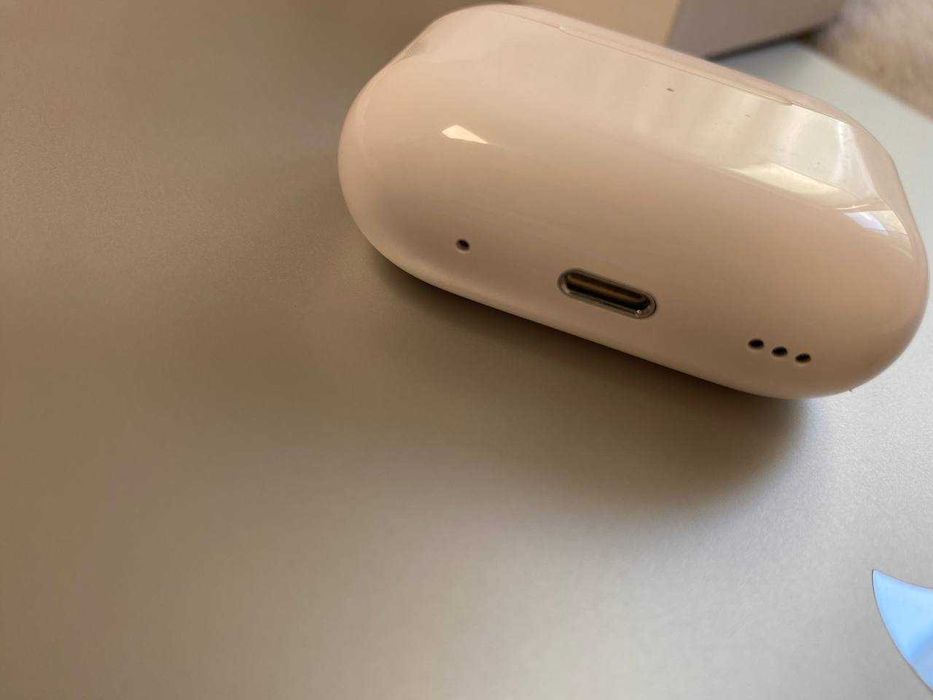 наушники AirPods Pro