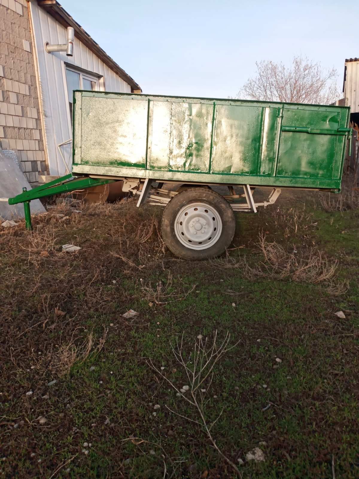 Тракторний причіп