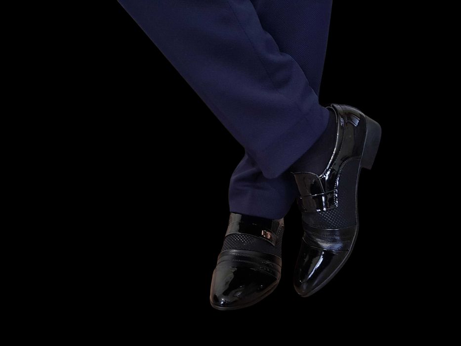 Продам обменяю мужские туфли осень, лето, зима, весна 46 размер