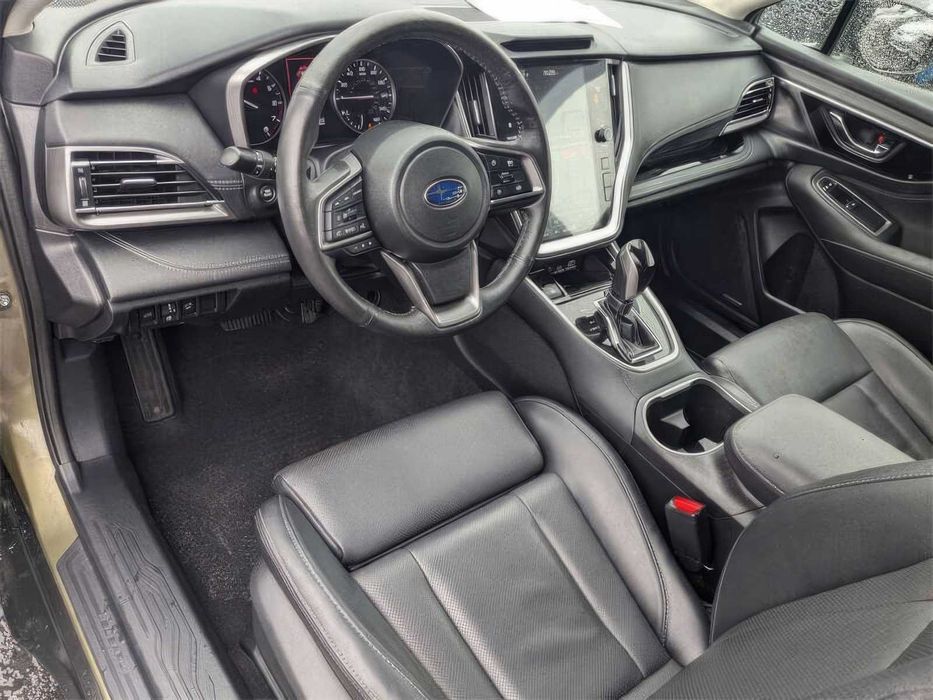 Subaru Outback Limited      2024