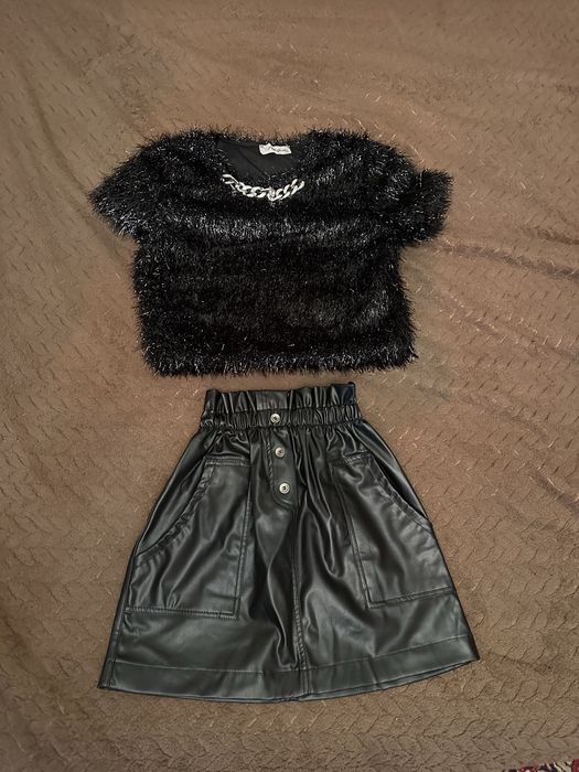 Продам спідничку і кофту