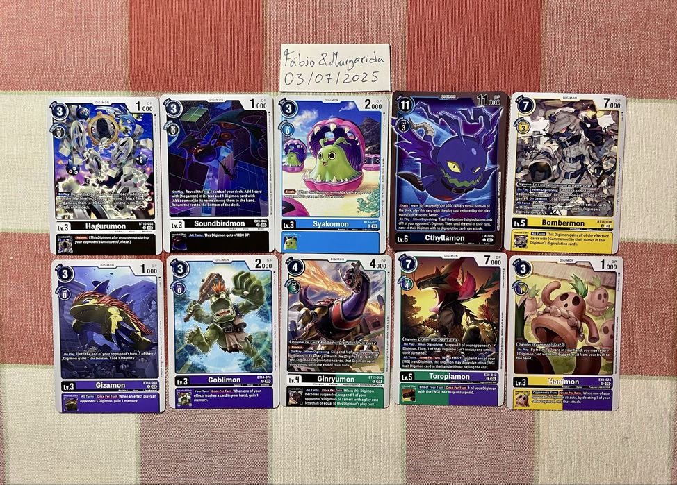 100 Cartas Digimon de várias raridades e coleções