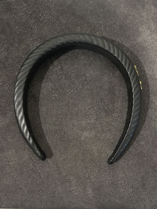 Обруч Yves Saint Laurent