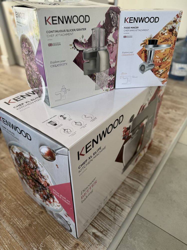Kenwood Chef XL Elite 1400w з додатковими насадками