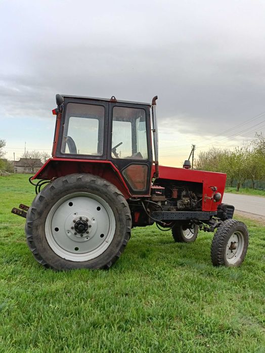 Терміново продаю трактор ЮМЗ-6