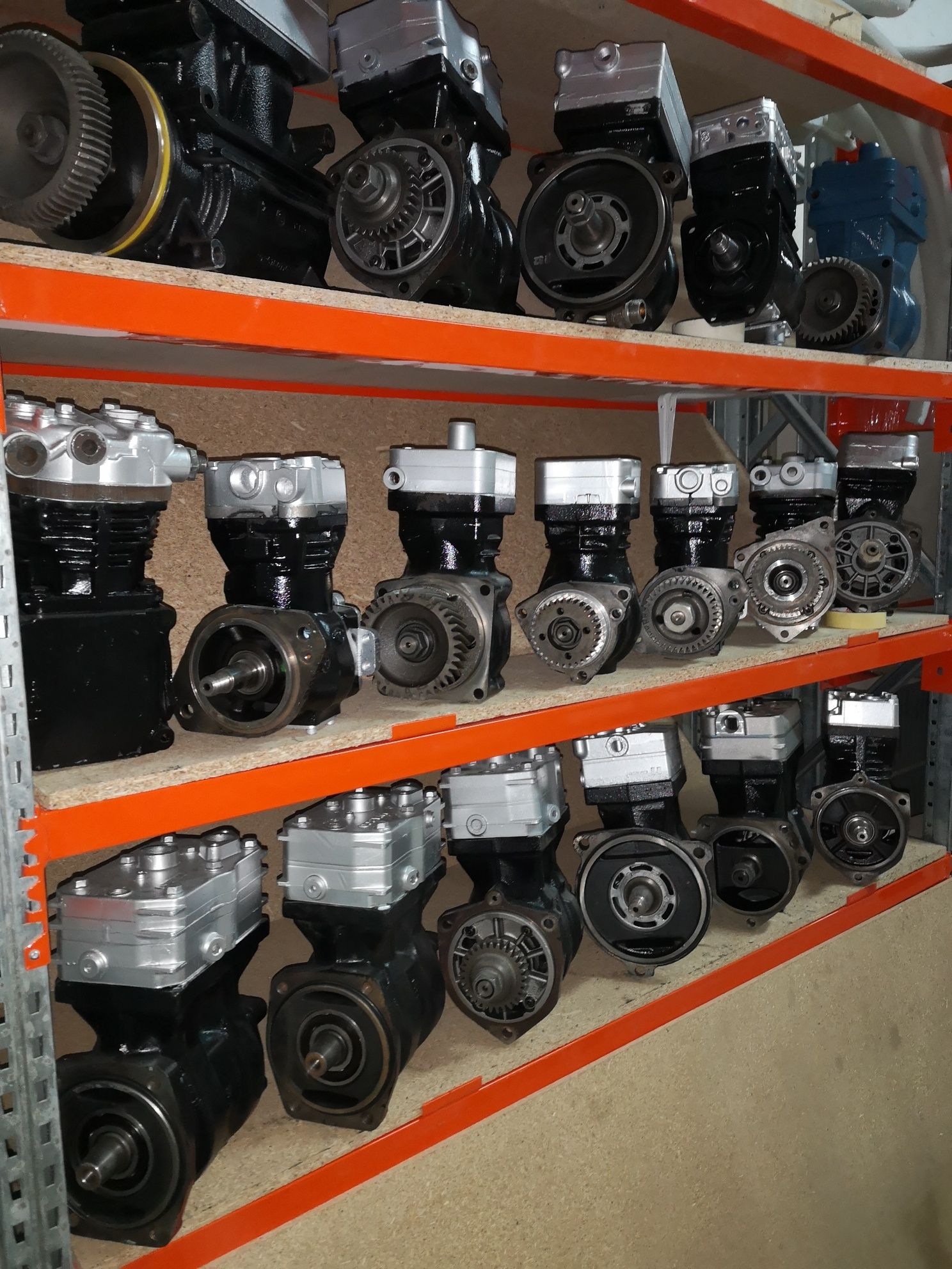 Продам компрессор Knorr-Bremse LK-3840,Seb01819 на IVECO