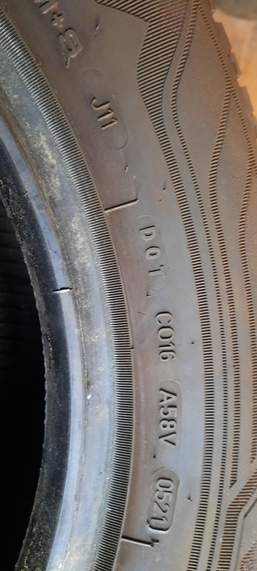 Opona pojedyncza wielosezonowa GOODYEAR  215/65R15c