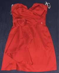 Czerwona sukienka Lou Alizee