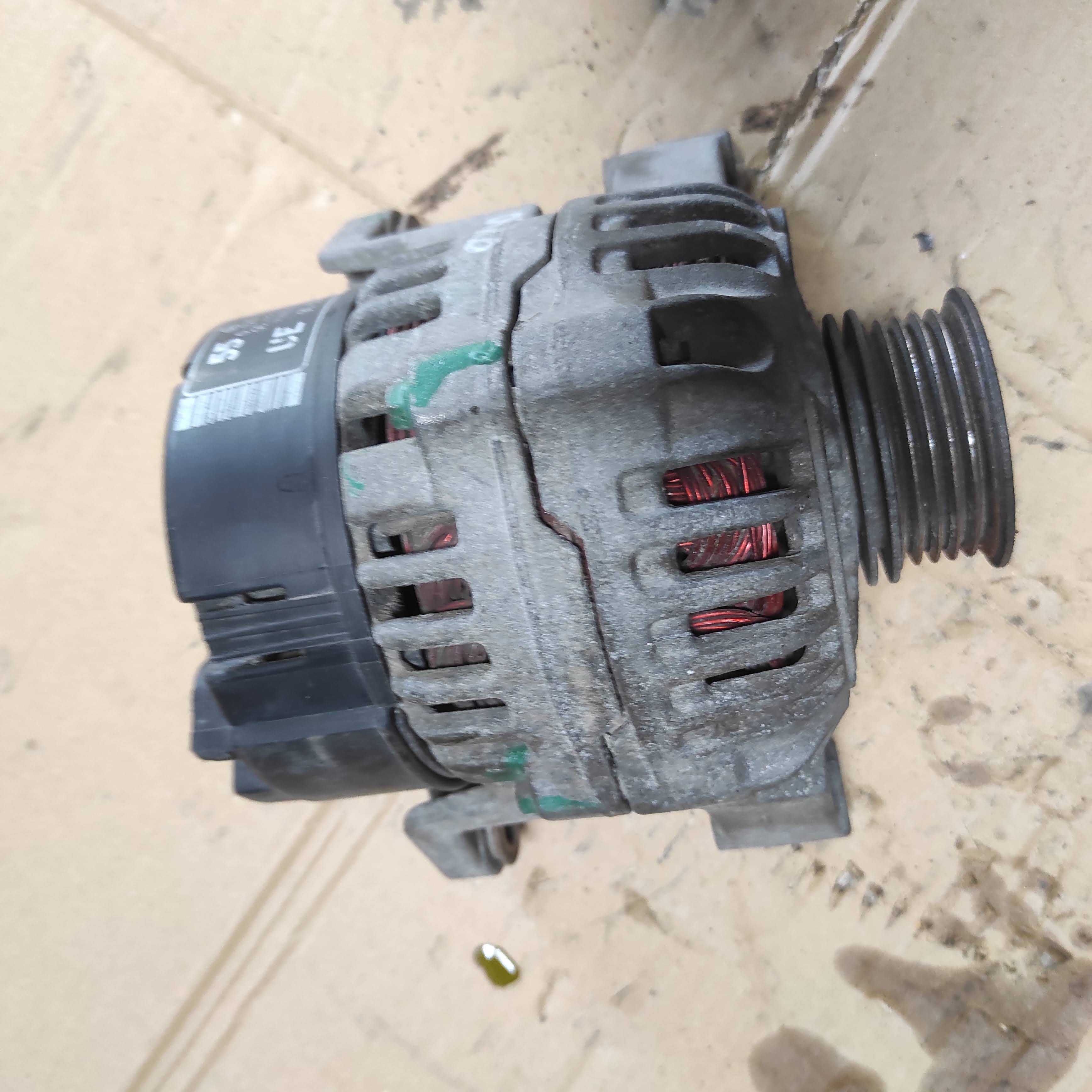 Alternator  Corsa C B 1,0 12 V 0123,100,003