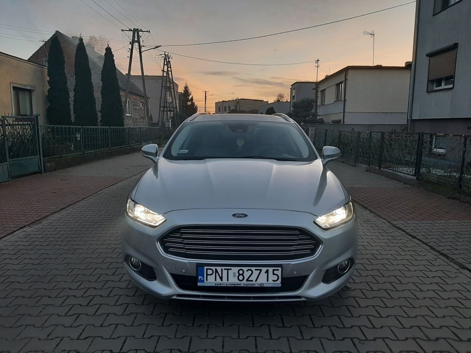 Ford mondeo  2.0 TDCI 180km TITANIUM  jasne skóry automat full led dyn