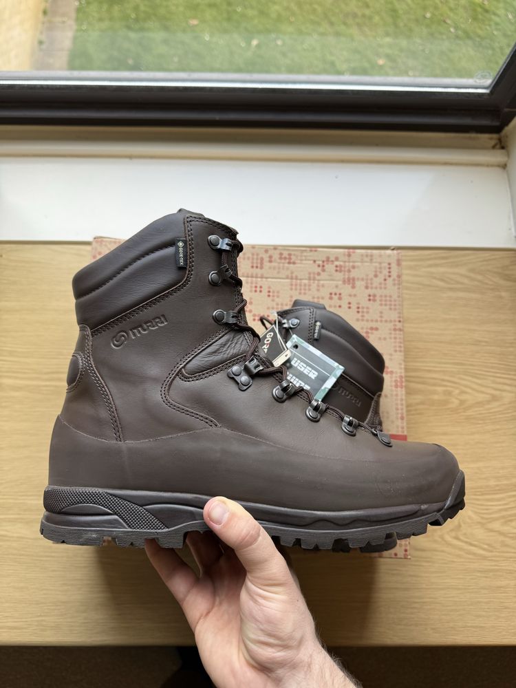 Продам НОВІ оригінальні зимові берці Iturri Cold Wet Weather Gore-Tex