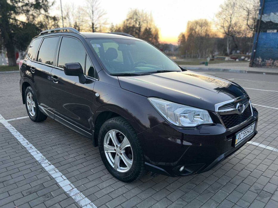 Автомобіль Субару Форестер 2.0 бензин, механіка 2013р.в, повний привід