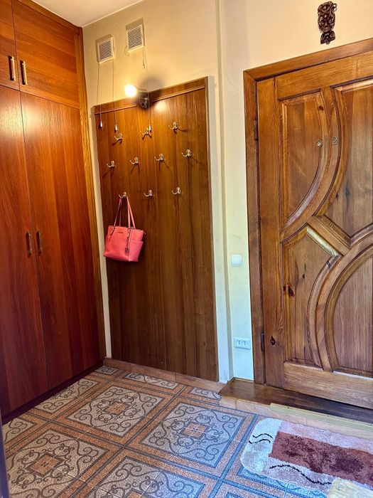 Оренда будинку (спарка) вул.Антоновича, розглядають з тваринами.