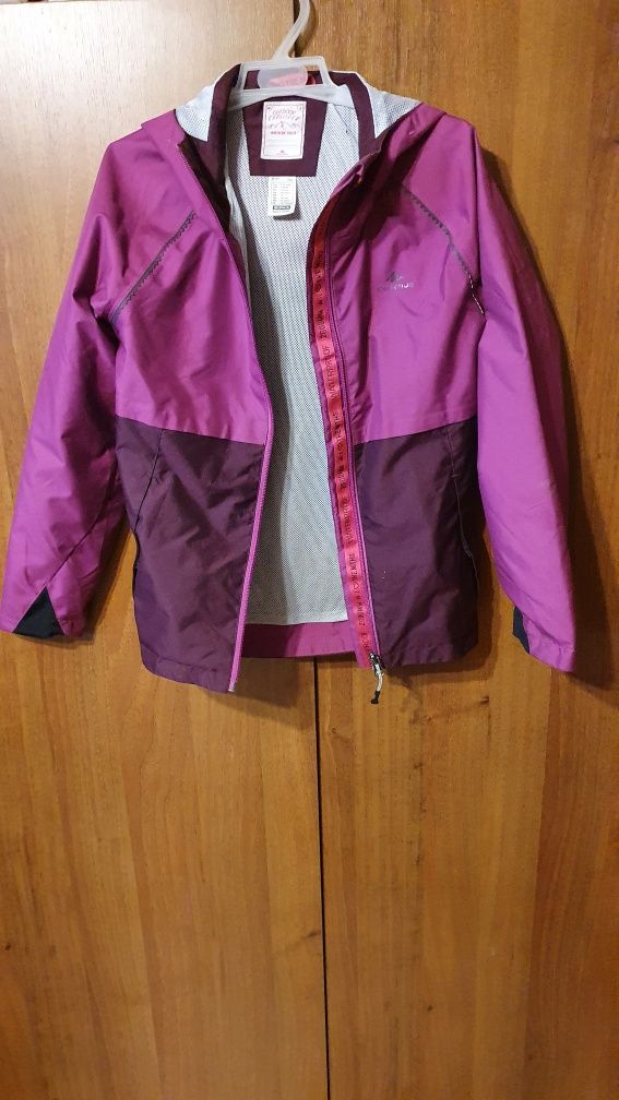 Quechua kurtka wiatrówka dla dziecka 140cm