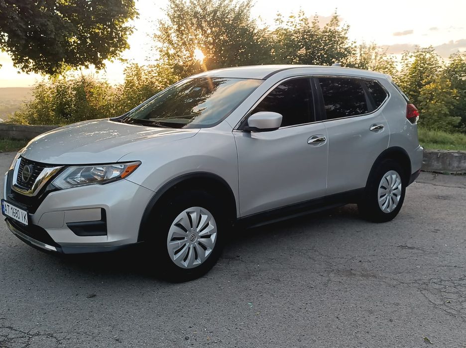 Ніссан рог т32 18 рік повний привід