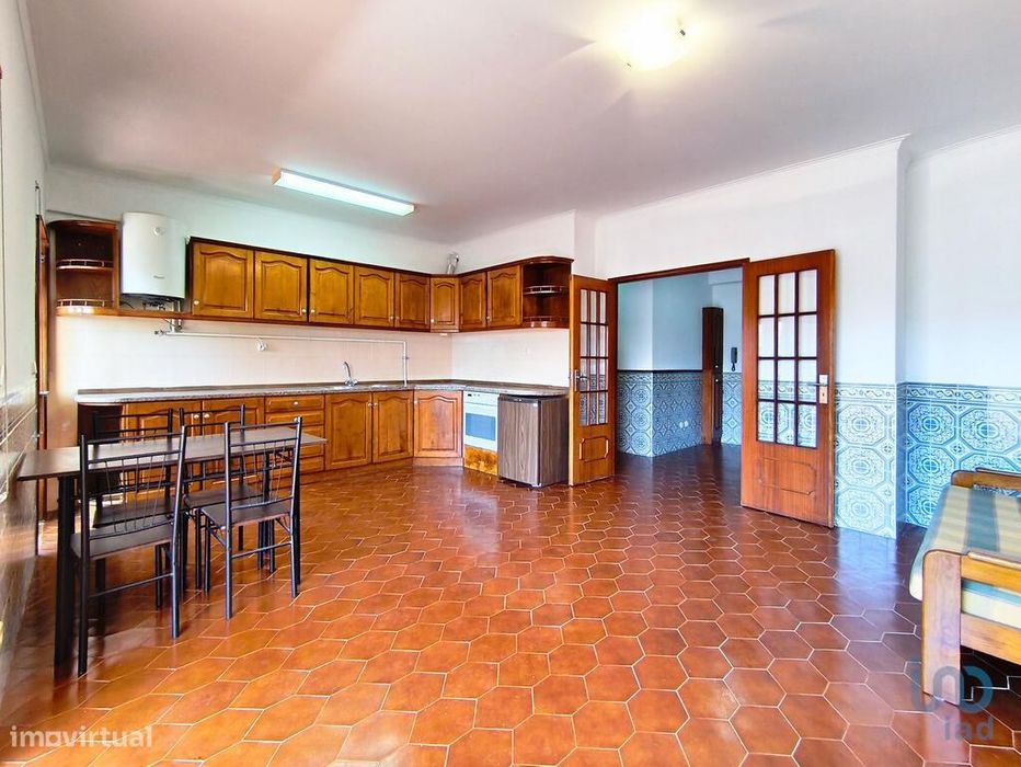 Apartamento T1 em Chafé de 55,00 m2