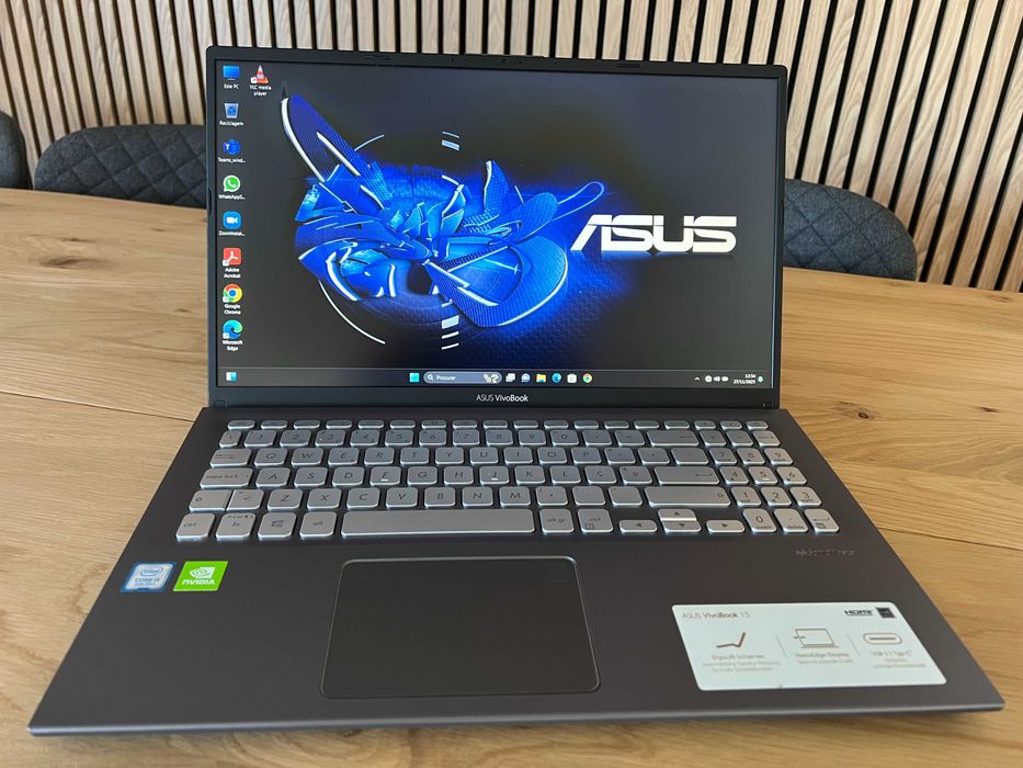 Portátil Asus F512F Core i5 8th, 20Gb Ram, disco SSD, Windows 11