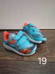 Ténis adidas nro 19