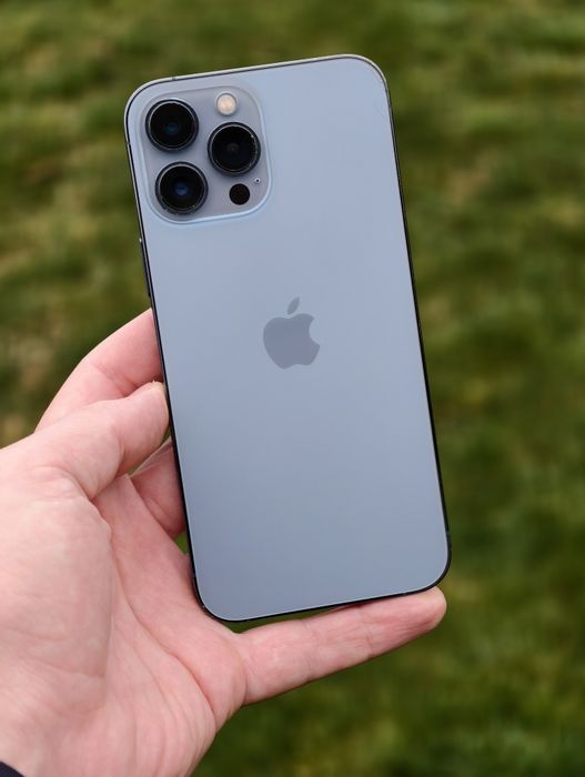 iPhone 13 Pro Max 256GB • Neverlock