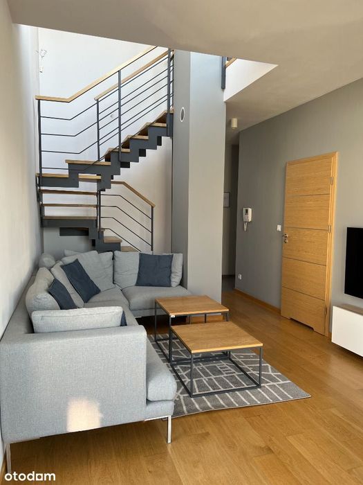 Dwupoziomowy apartament z 3 tarasami, Wilanów
