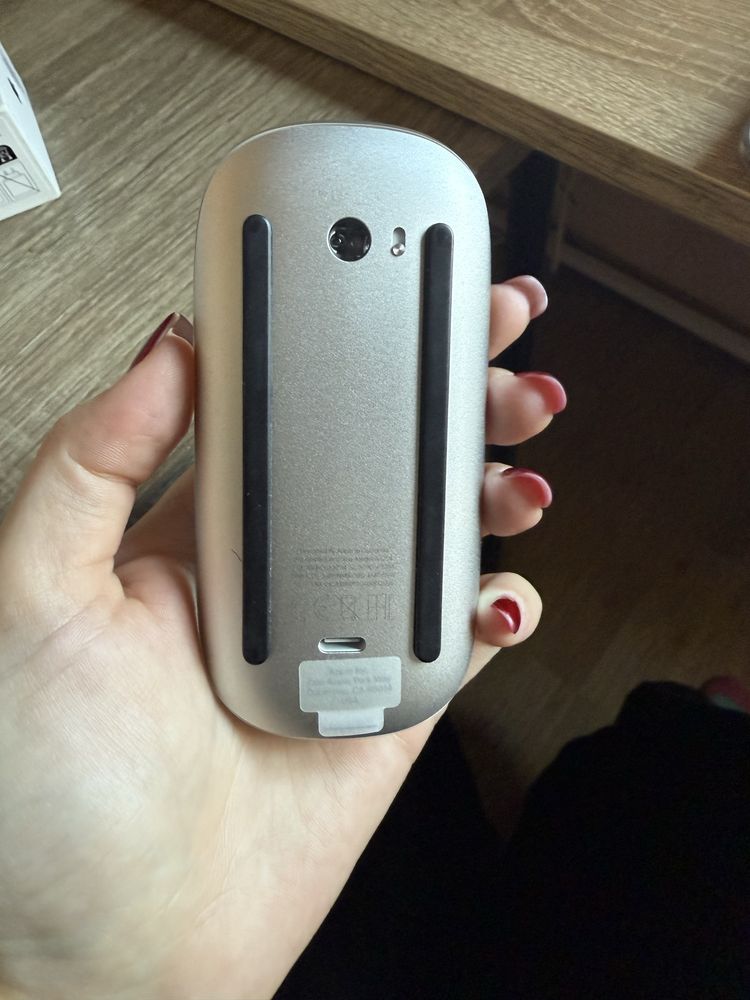 Мишка Apple Magic mouse