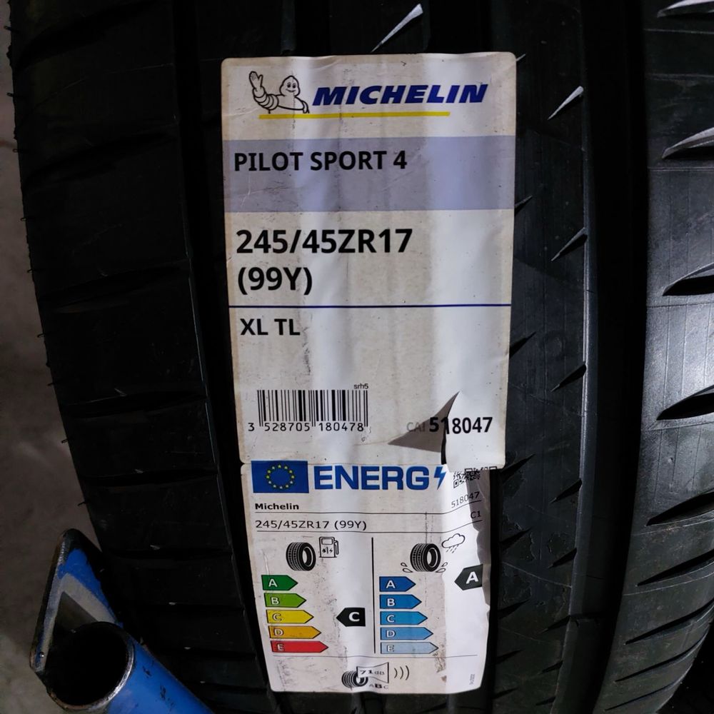 245/45/17 R17 Michelin Pilot Sport 4 4шт новые