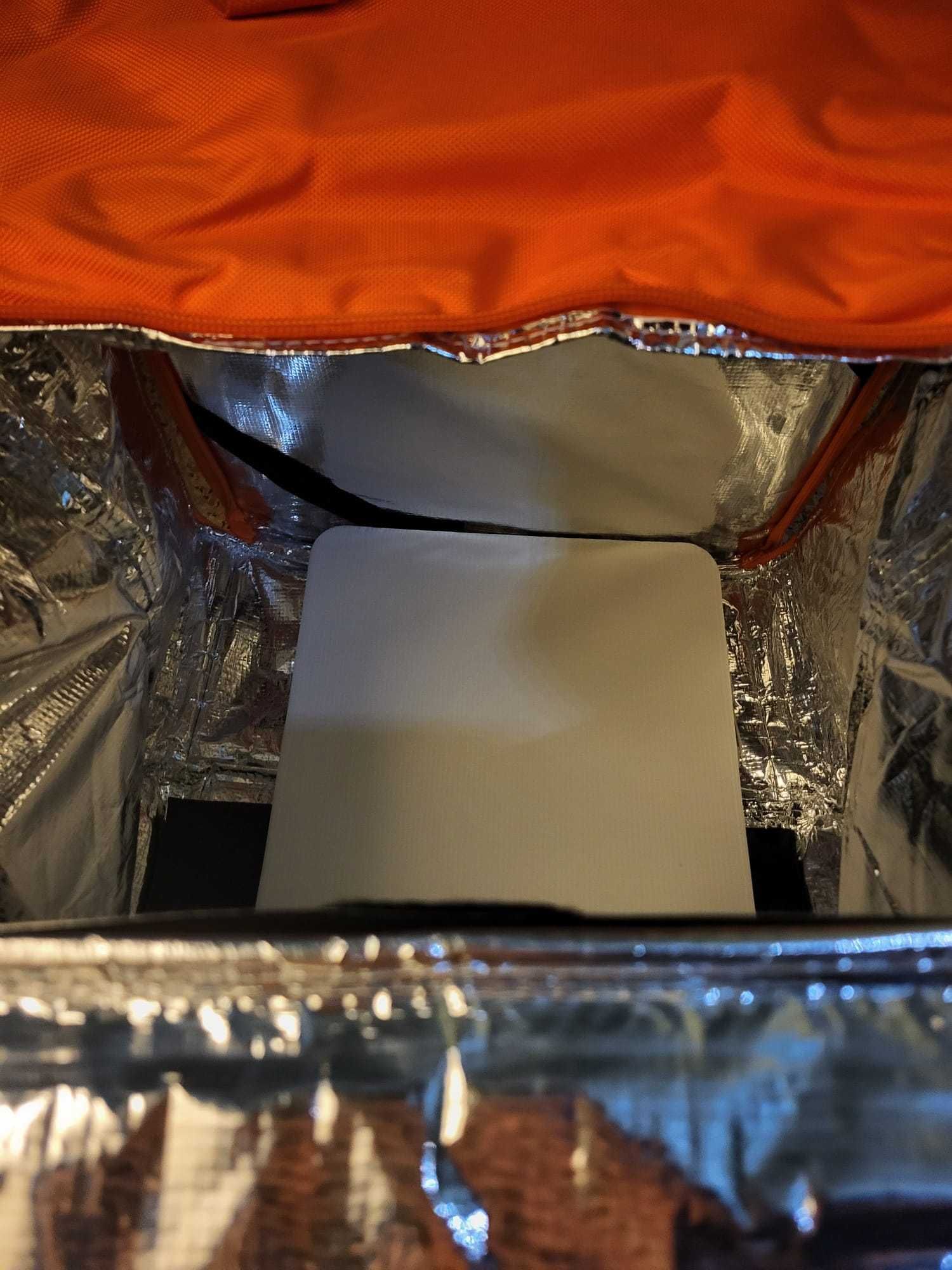 Mochila térmica para entregas NOVA (dentro do plástico, nunca usada)