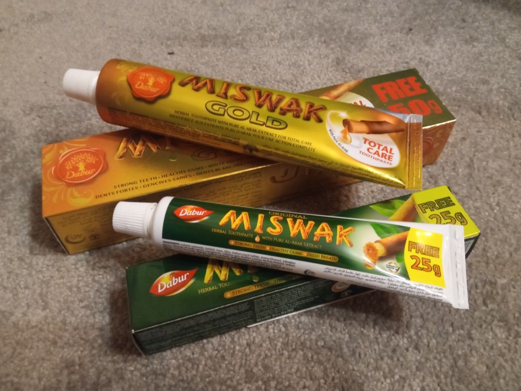 Набор зубних паст MISWAK Gold 170грам і 75грам  240грн.