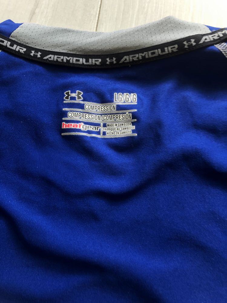 Компрессионная, термо футболка Under Armour
