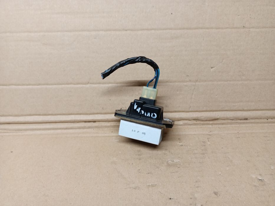 Rezystor opornica opornik dmuchawy nawiewu Honda Civic VII sedan 01-06