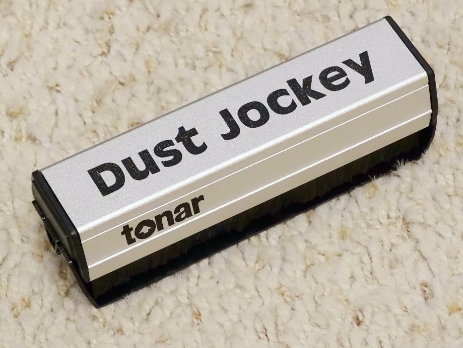 Tonar Dust Jockey щітка комбінована антистатична для платівок вінілу