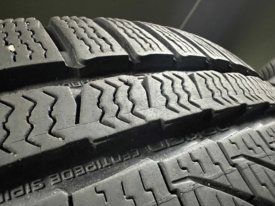 235-55 R17 103V Nokian WRA4 2шт