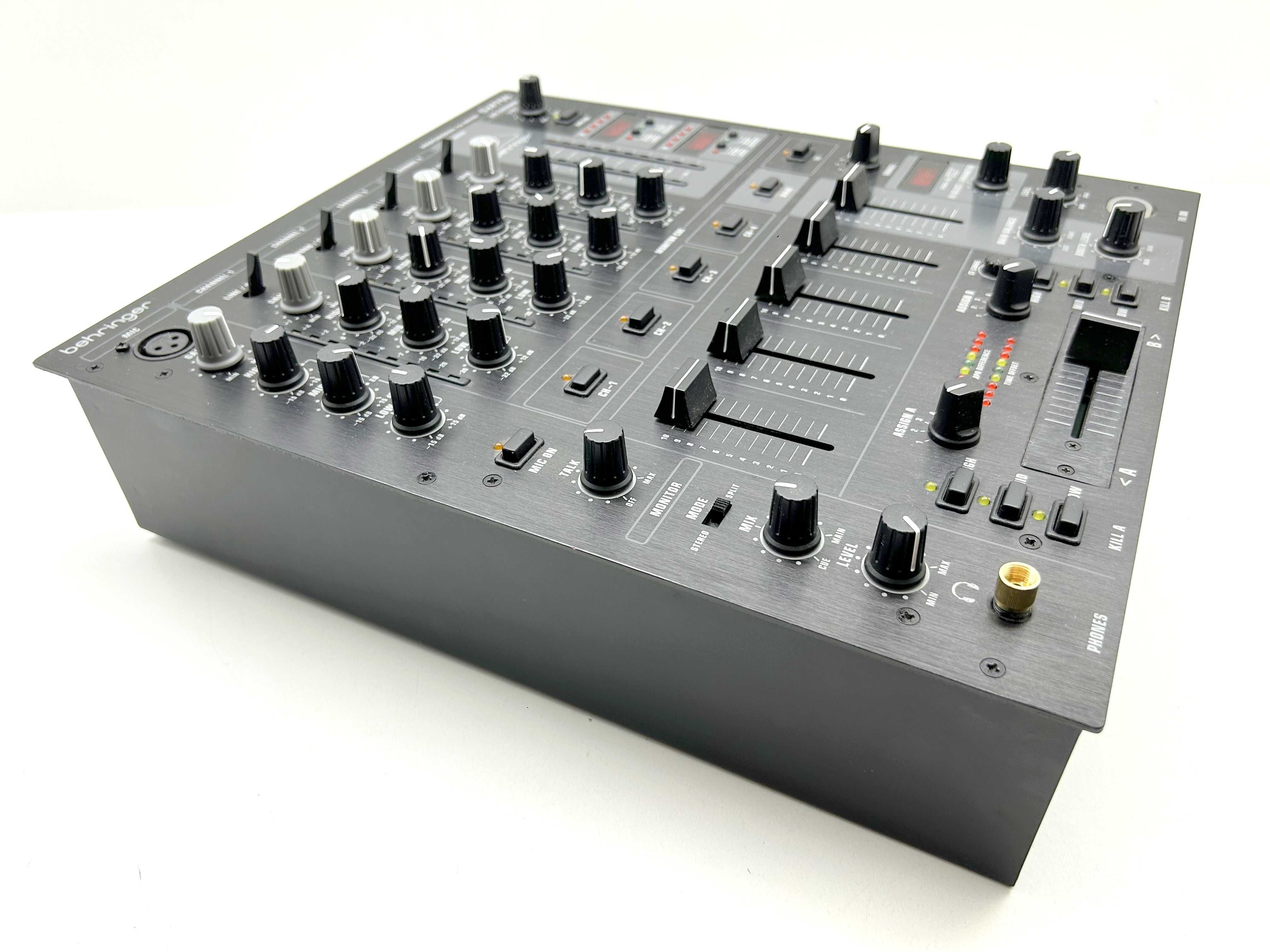 Pro Mixer Behringer DJX750