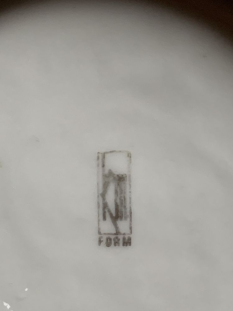Popielniczka porcelanowa zdobiona