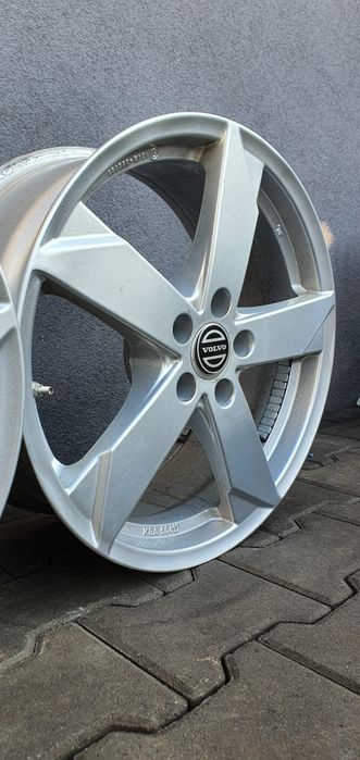 18 5x108 Ford Volvo Peugeot Citroën
