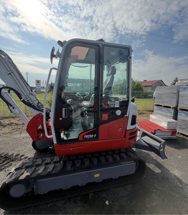 Takeuchi TB 250-2 V3