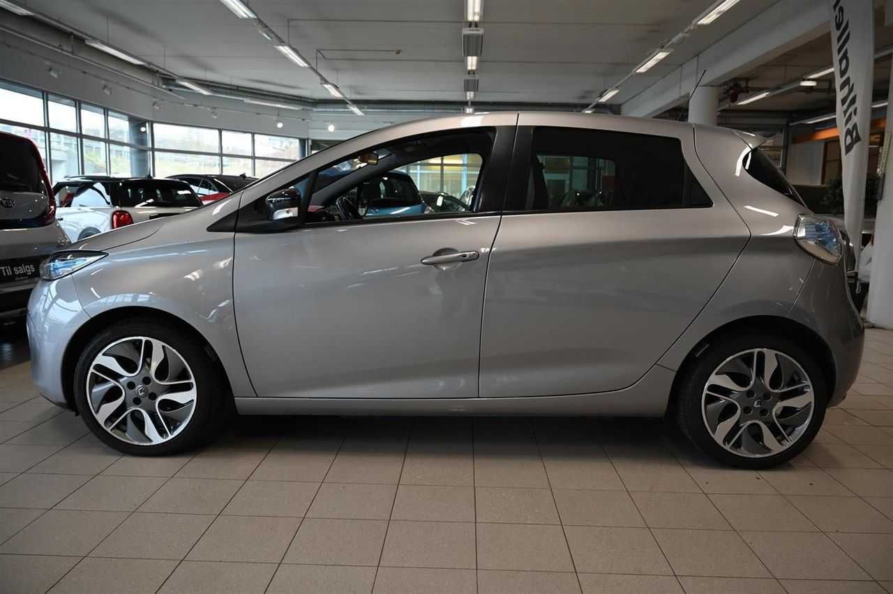 Renault Zoe 2016 без підкрасів, один власник