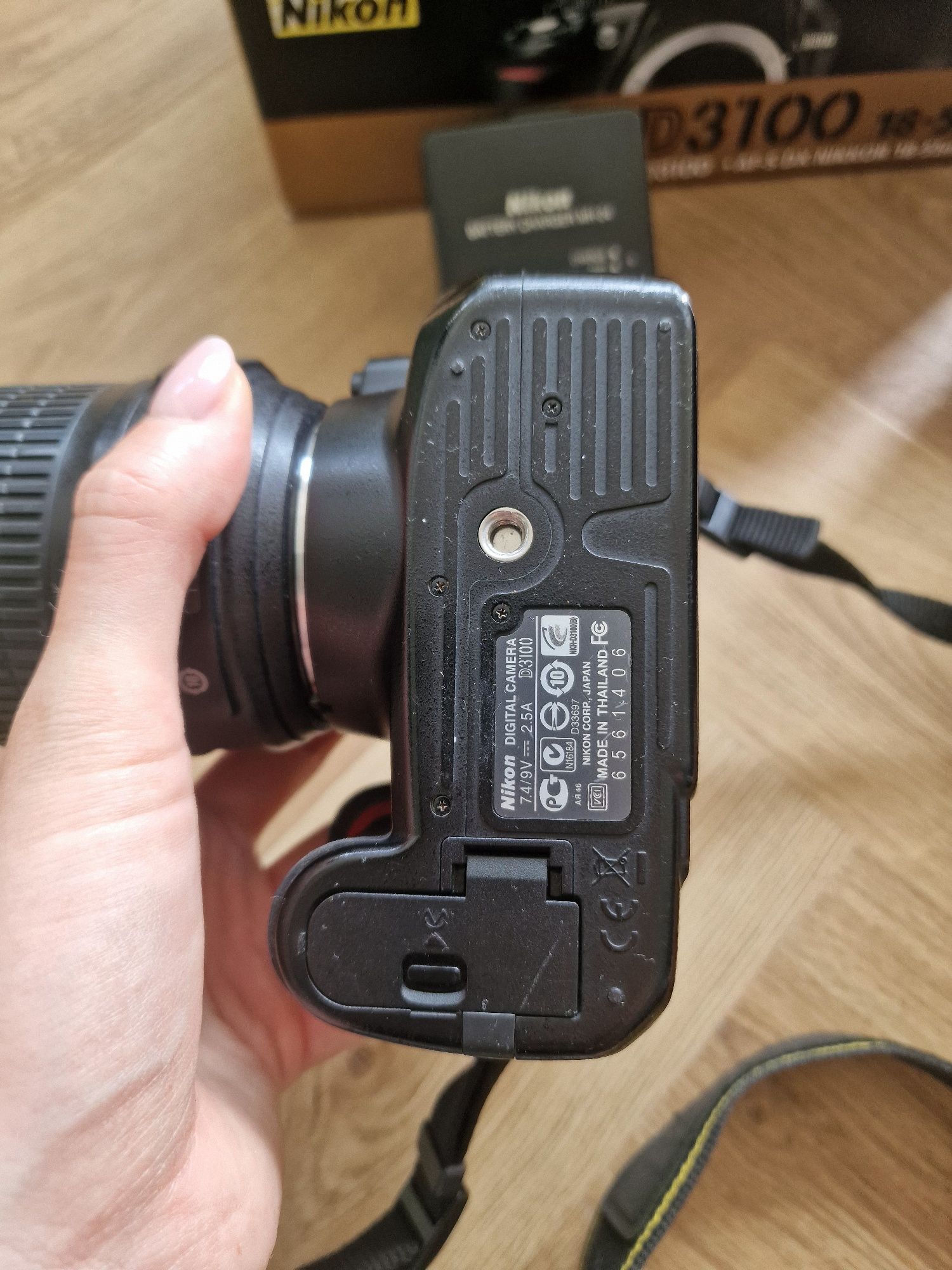 Lustrzanka Nikon D3100