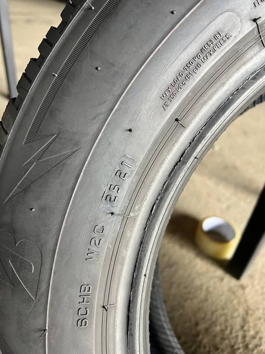 Шини 215/65 r16 98H Bridgestone Blizzak LM005 2021рік (263)