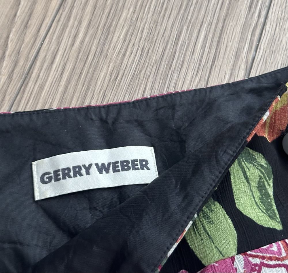 Szyfonowa zwiewna spódnics kwiaty marka Gerry Weber