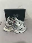 "Buty damskie Trampki" New Balance 9060 Rain Cloud Grey R.42