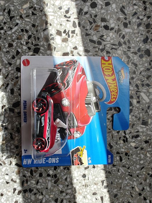 Hot Wheels Pedal Driver TH