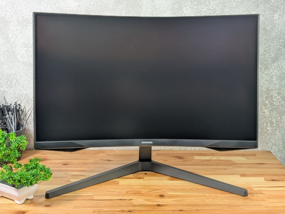 Монітор SAMSUNG ODYSSEY G5 27* QHD 2K / Стан чудовий