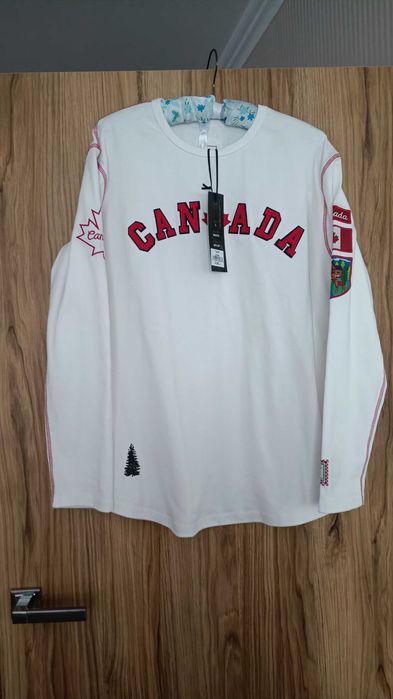 Лонгслів футболка з рукавами Канада 48 р. ( L). Привезена з Канади.