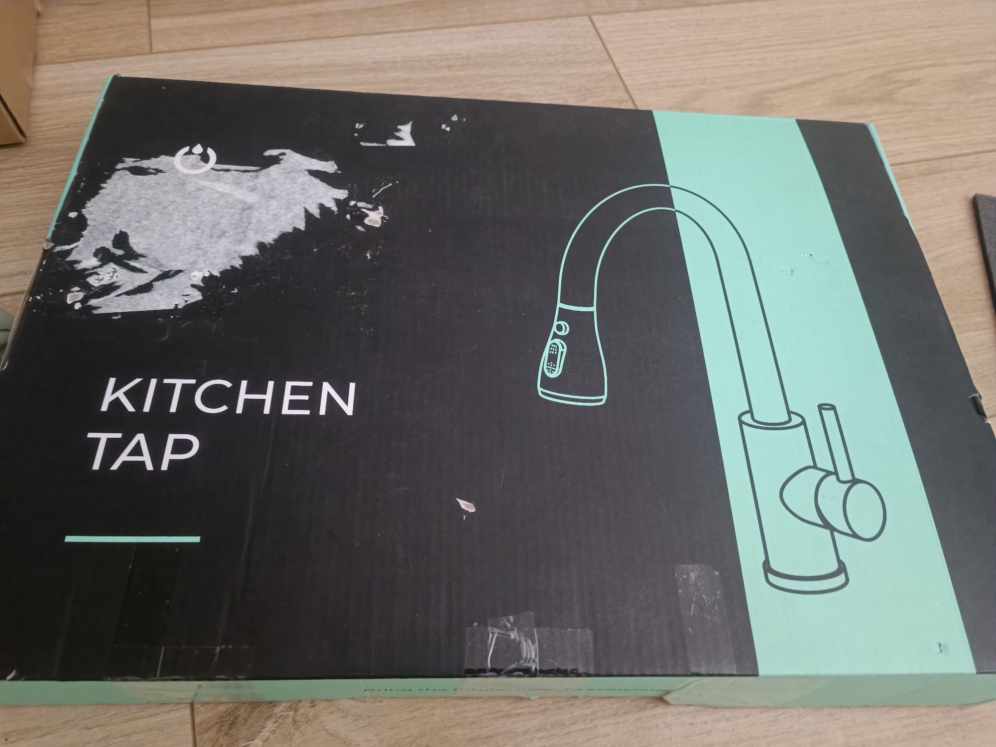 Bateria kuchenna z wyciąganą wylewką