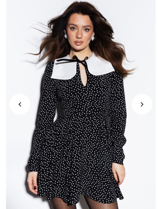 Сукня міні з декоративним коміром