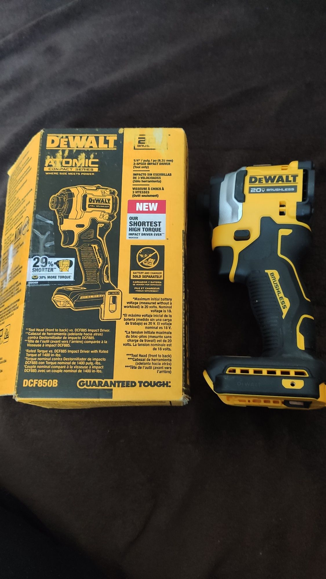 DEWALT DCF850 Акумуляторний імпакт/гайковерт DCF887