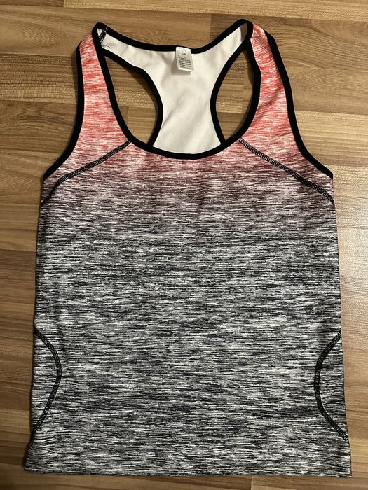 Футболки у спортзал