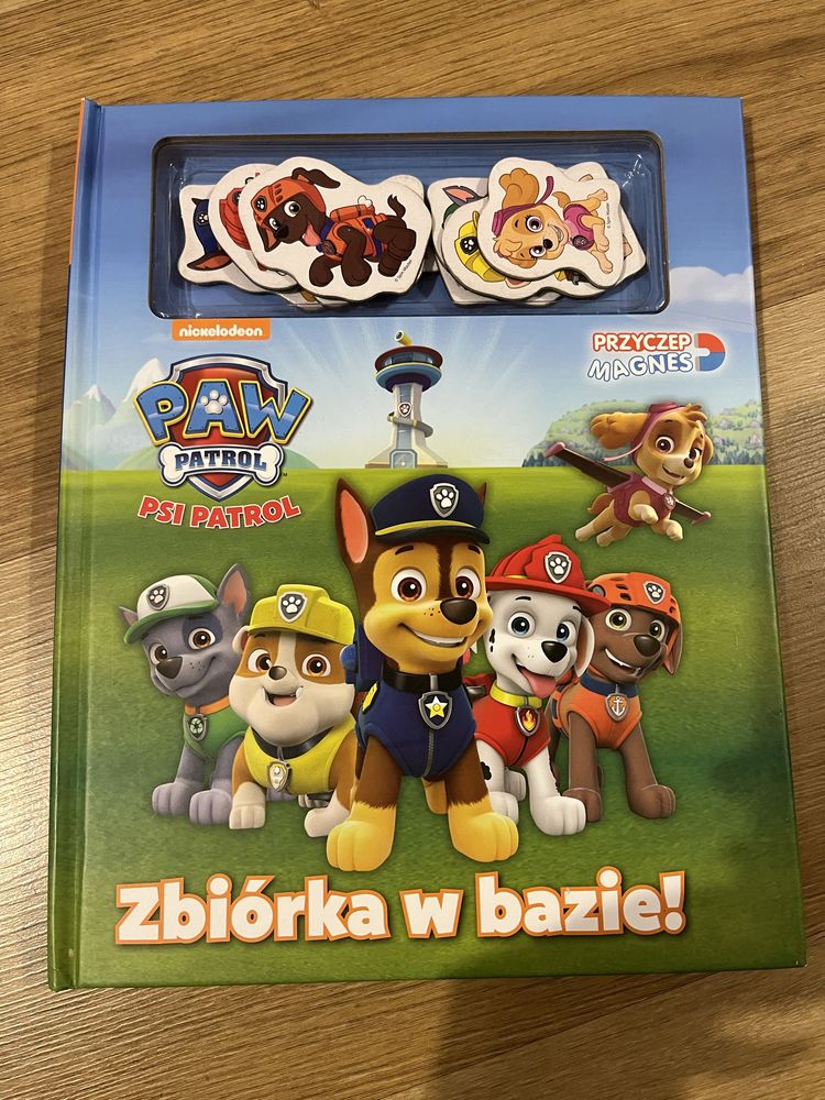 Psi patrol zbiórka w bazie książka
