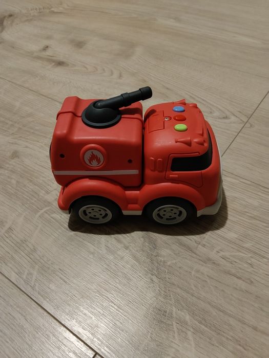 Samochód wóz strażacki interaktywny